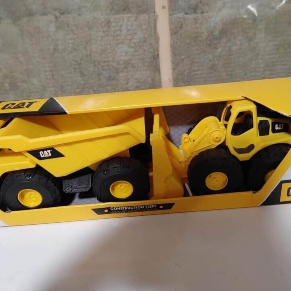 CAT construction fleet